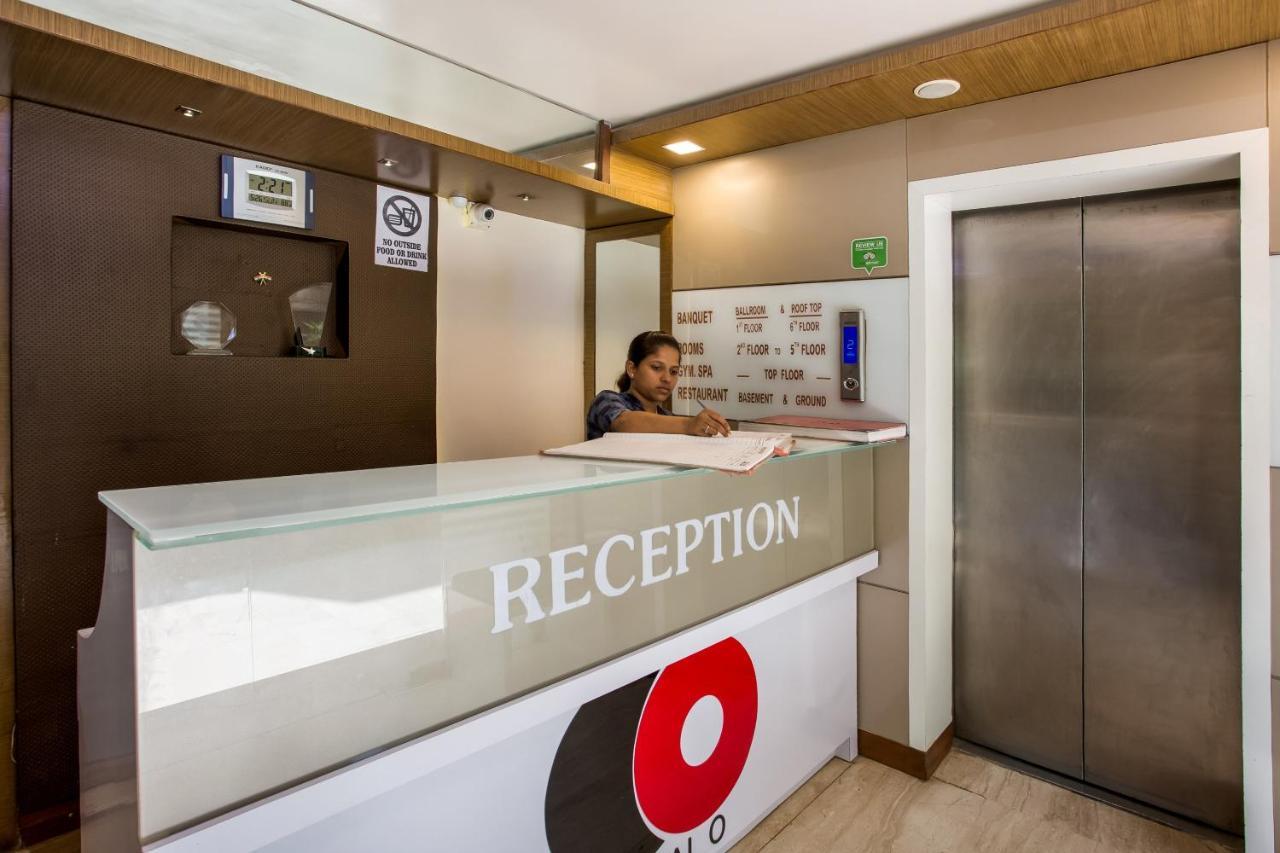 Capital O 35557 Hotel Aura Bombaim Exterior foto